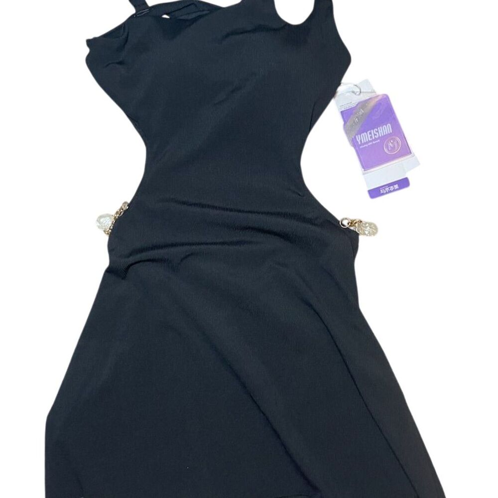 SHEIN Women's Standard XL Black One-Shoulder Cutout Dress with Chain Detail